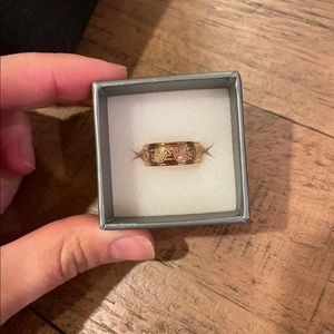 Rose gold stainless steel ring sz 4